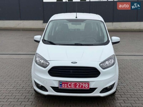 Ford Tourneo Courier 2017