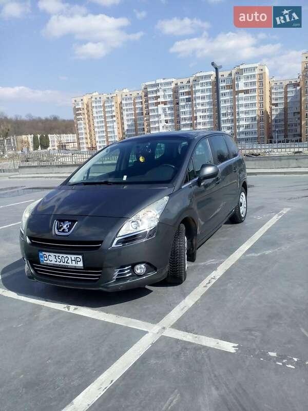 Peugeot 5008 2010