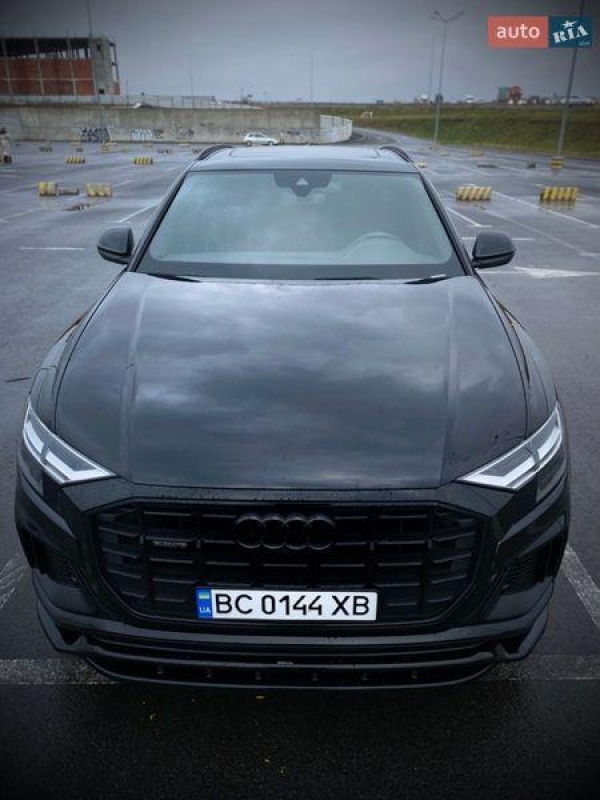 Audi Q8 2020