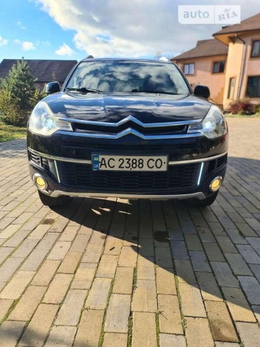 Citroen C-Crosser 2012