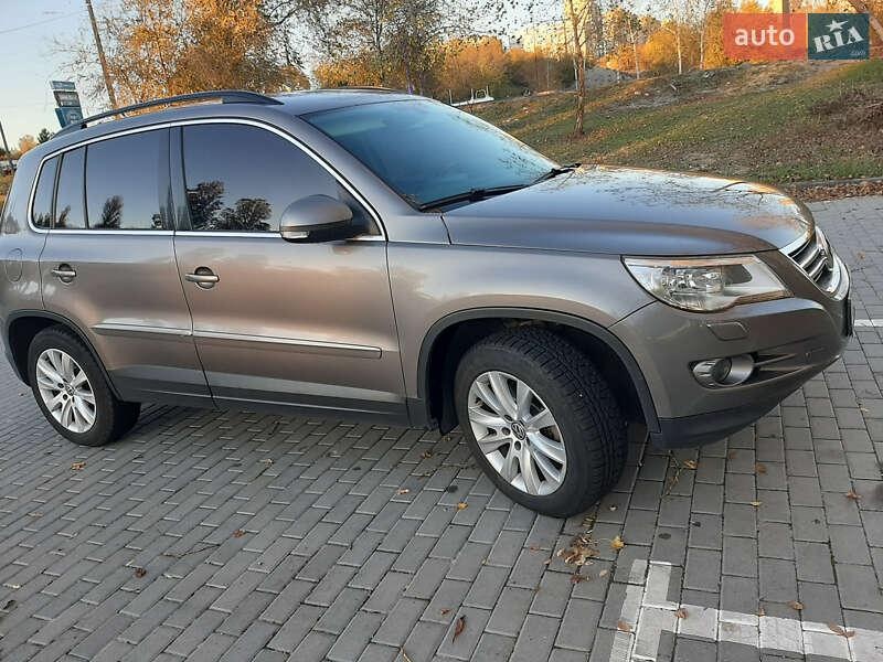 Volkswagen Tiguan 2011