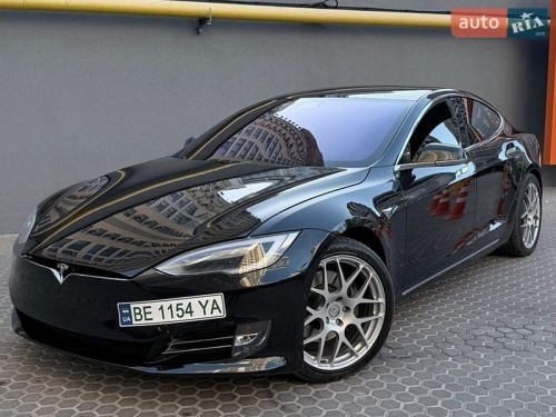 Tesla Model S 2017