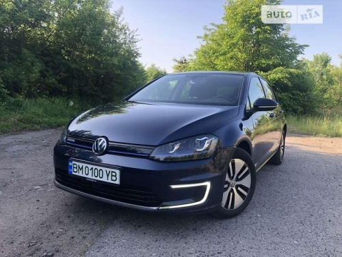 Volkswagen e-Golf 2015