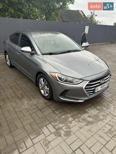 Hyundai Elantra 2017