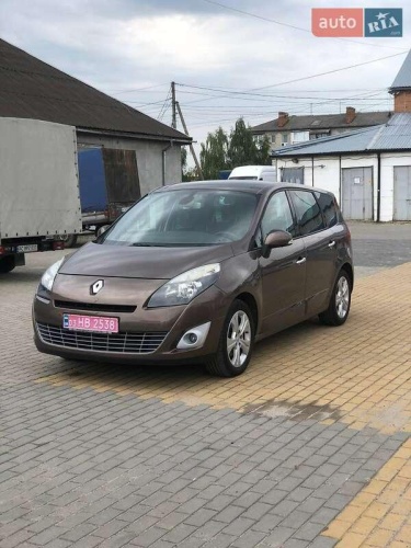 Renault Grand Scenic 2011