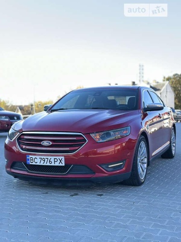 Ford Taurus 2013