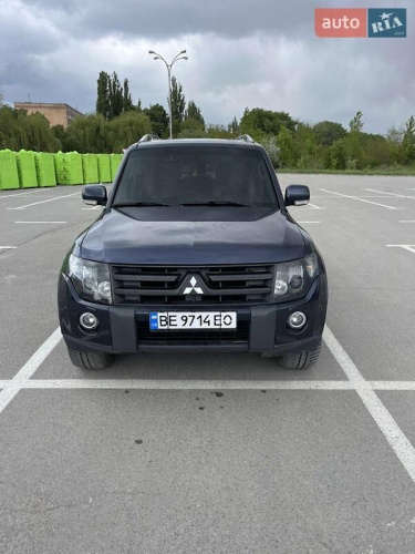 Mitsubishi Pajero 2008