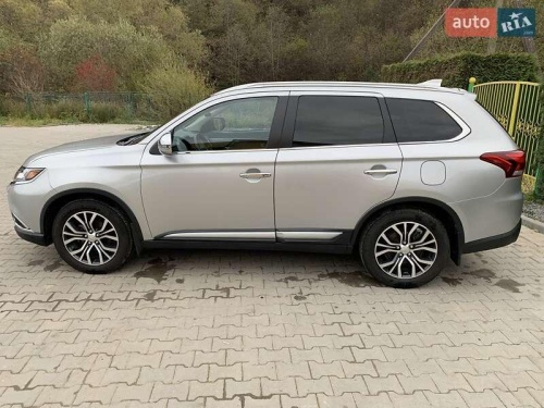 Mitsubishi Outlander 2018