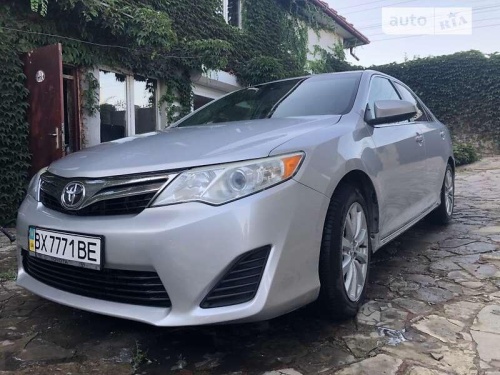 Toyota Camry 2011