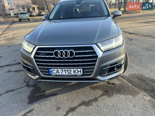 Audi Q7 2016