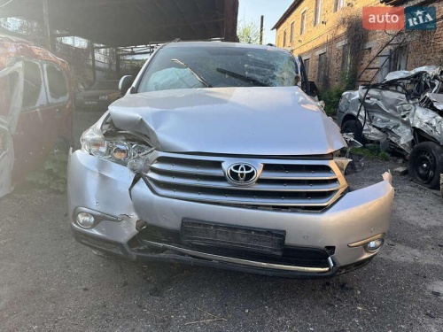 Toyota Highlander 2012