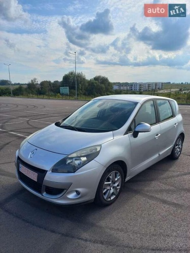 Renault Scenic 2011