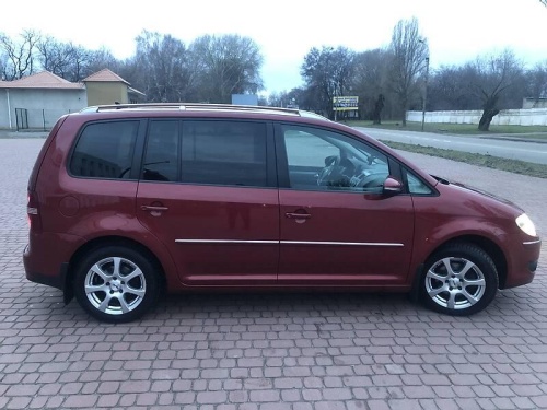 Volkswagen Touran 2010