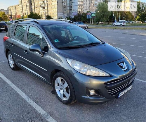 Peugeot 207 2010