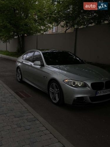 BMW 5 Series 2012