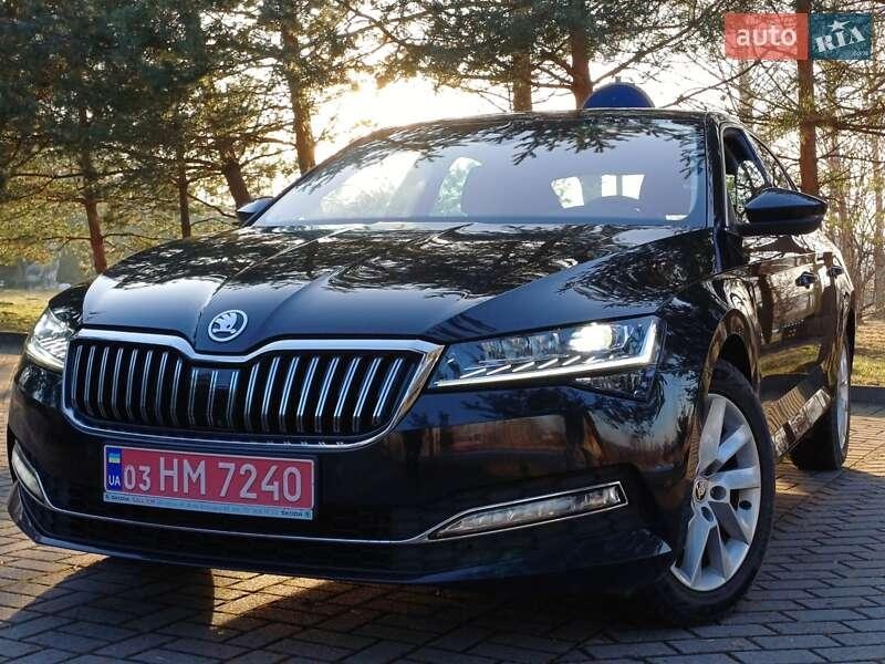 Skoda Superb 2021
