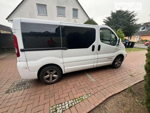 Renault Trafic 2011