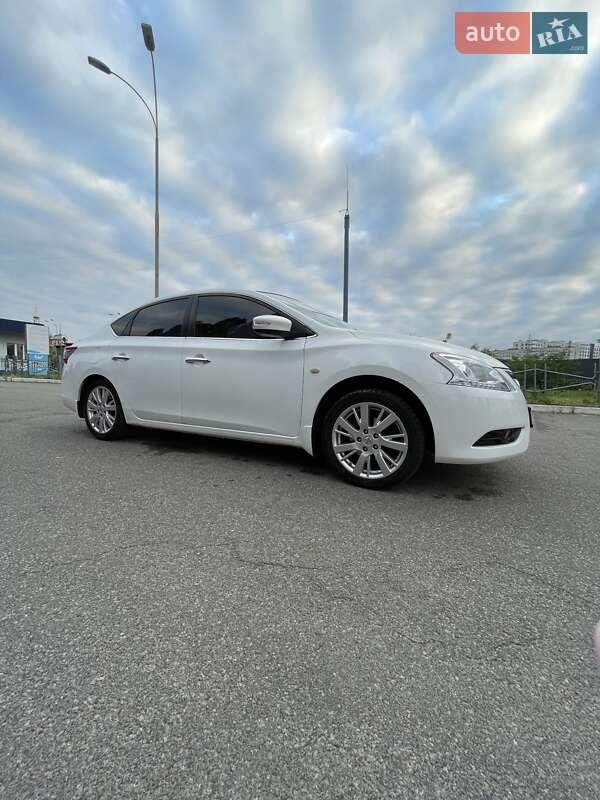 Nissan Sentra 2015