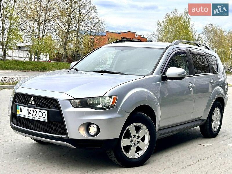 Mitsubishi Outlander 2011