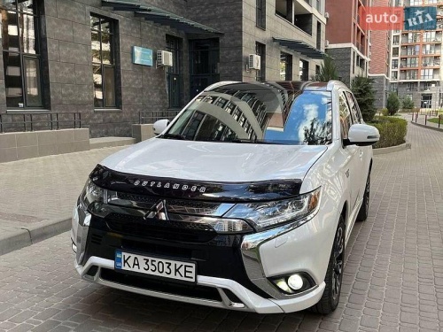 Mitsubishi Outlander 2018