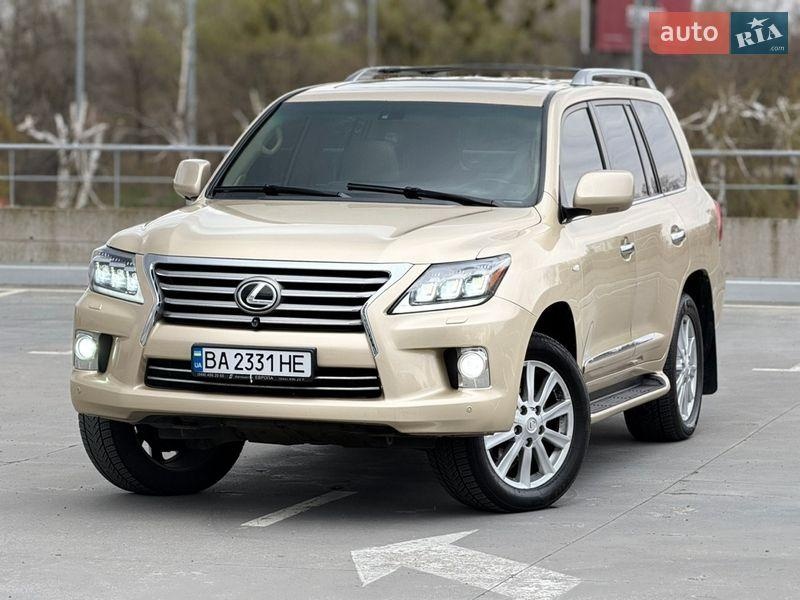 Lexus LX 2008