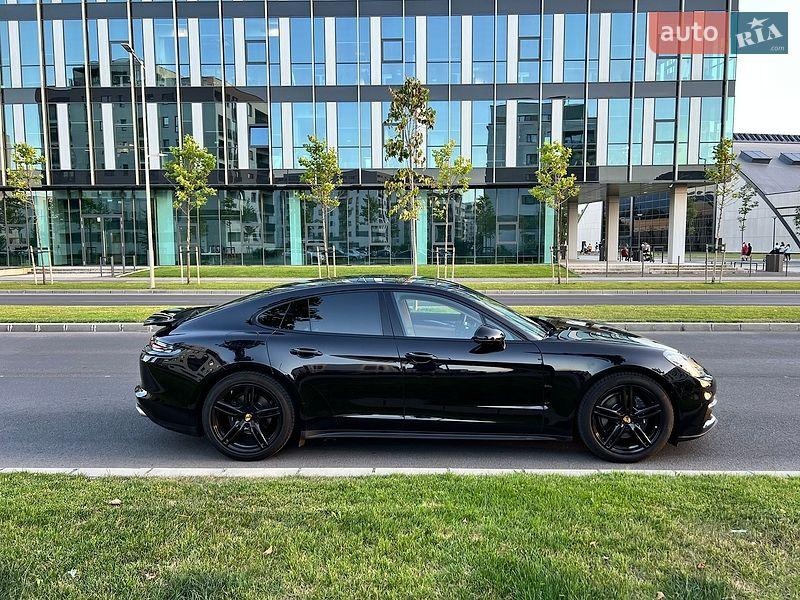 Porsche Panamera 2020