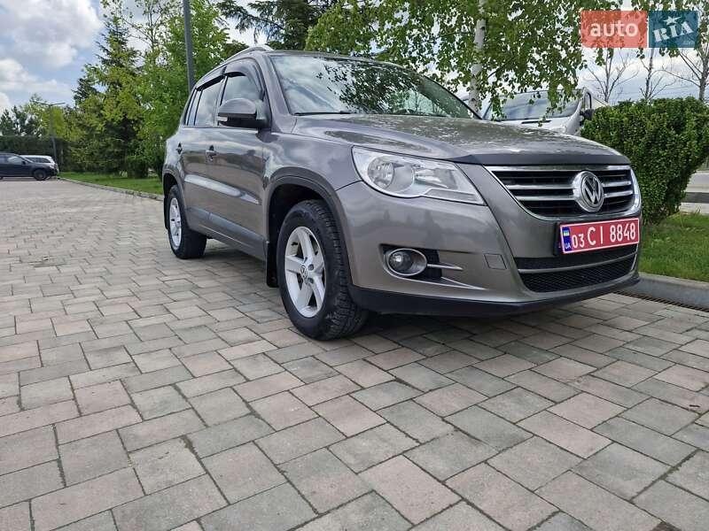 Volkswagen Tiguan 2011