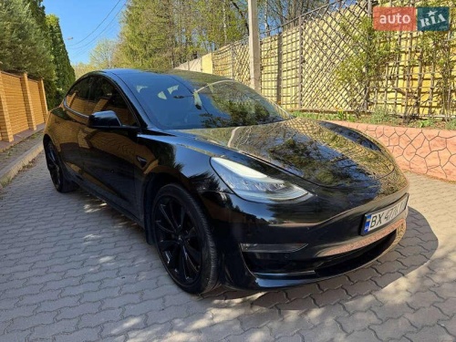 Tesla Model 3 2019