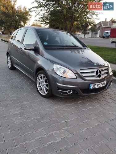 Mercedes-Benz B-Class 2010