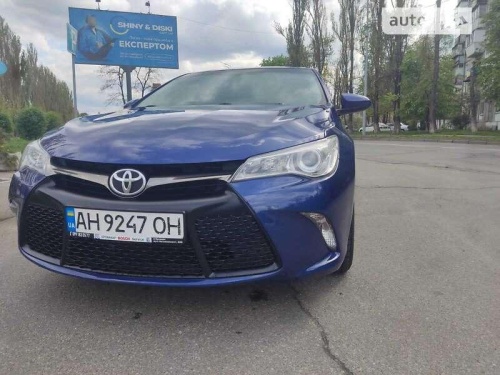 Toyota Camry 2016