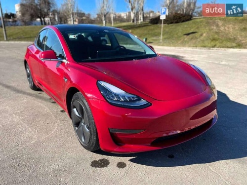 Tesla Model 3 2019
