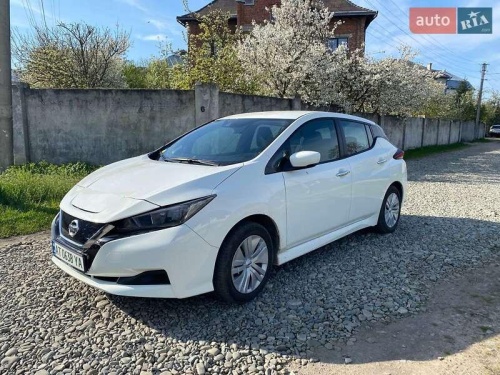 Nissan Leaf 2021