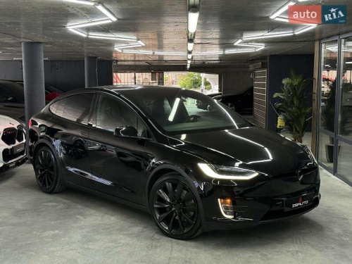 Tesla Model X 2017