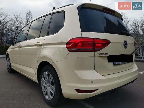 Volkswagen Touran 2016