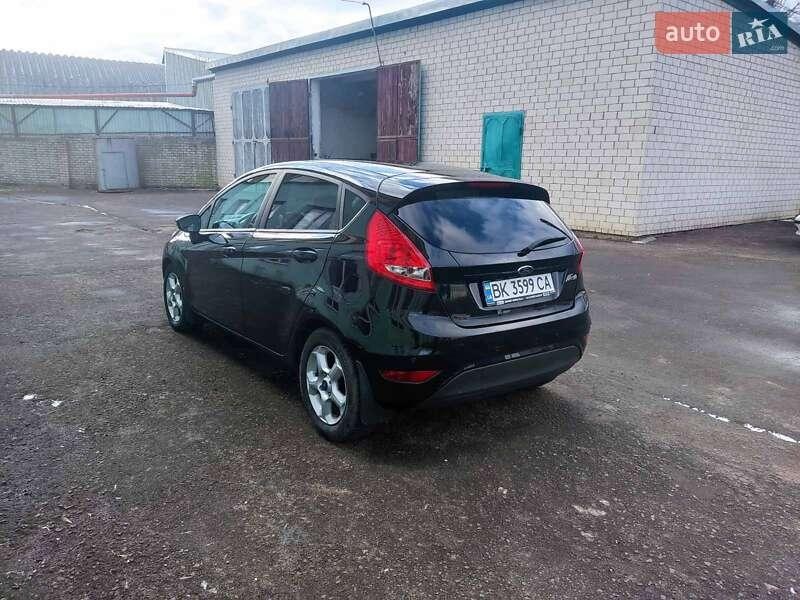 Ford Fiesta 2011
