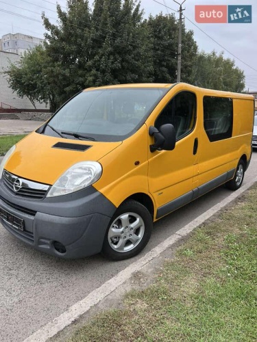 Opel Vivaro 2012