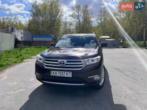 Toyota Highlander 2011