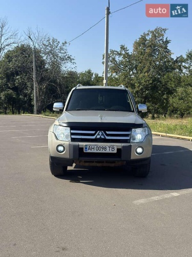 Mitsubishi Pajero Wagon 2008