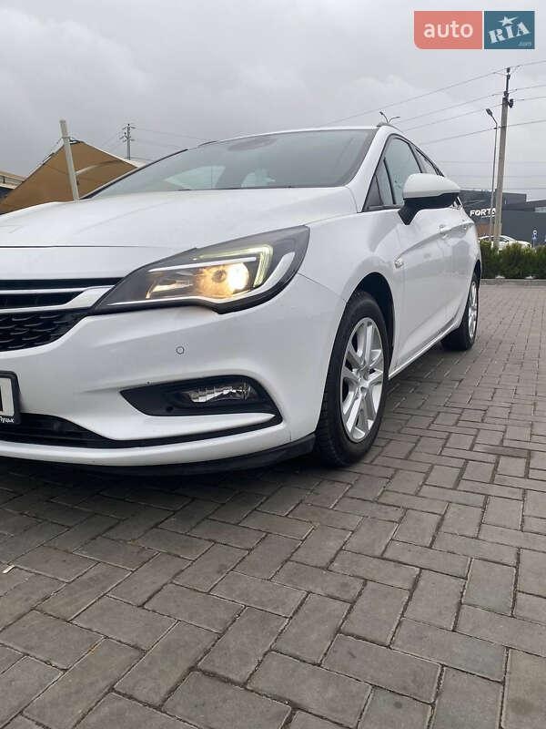 Opel Astra 2016