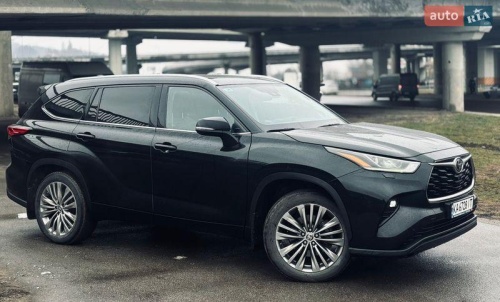 Toyota Highlander 2020