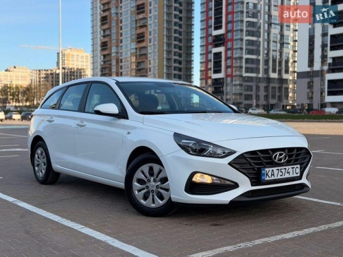 Hyundai i30 2022