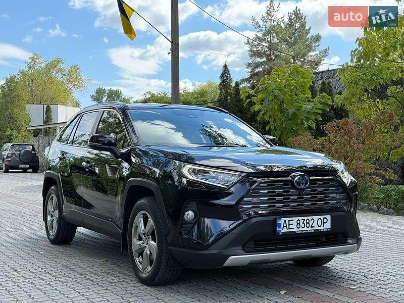Toyota RAV4 2021