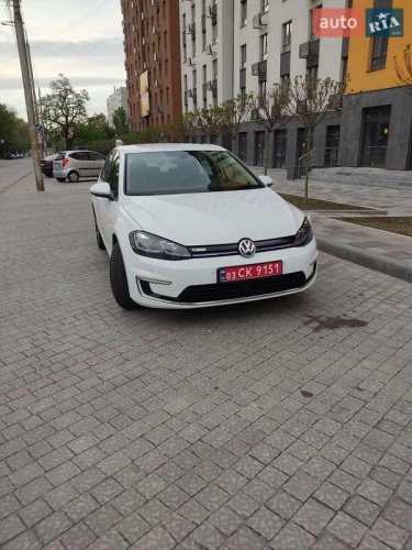 Volkswagen e-Golf 2017