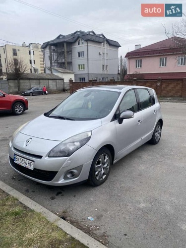 Renault Scenic 2011
