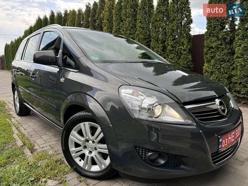 Opel Zafira 2013