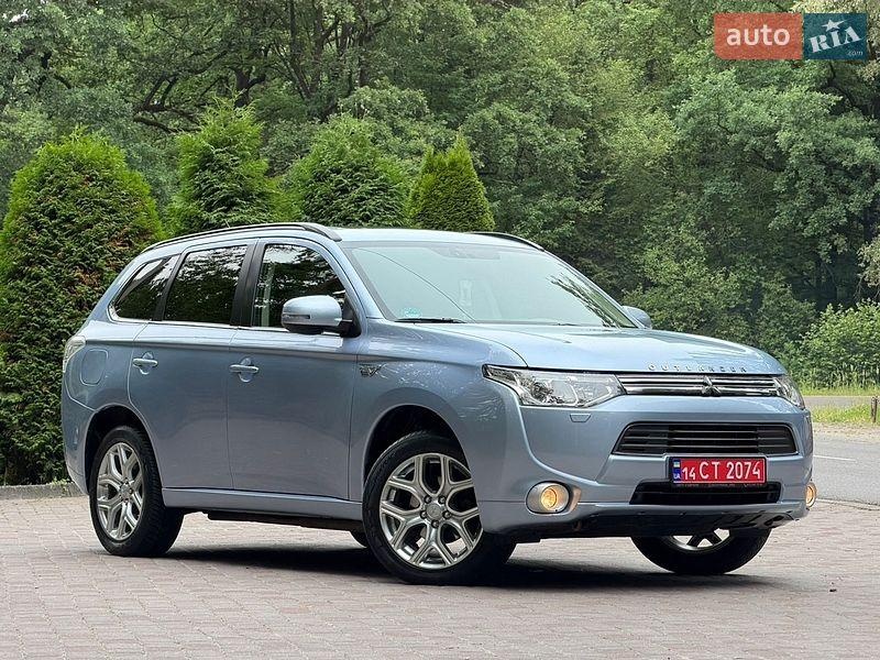 Mitsubishi Outlander 2014