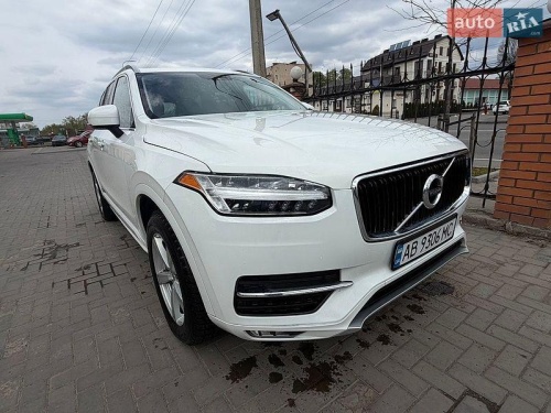 Volvo XC90 2019
