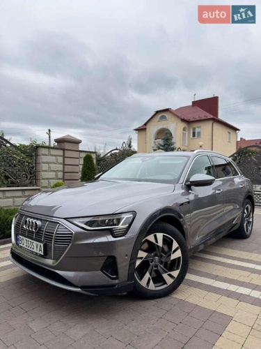 Audi e-tron 2020