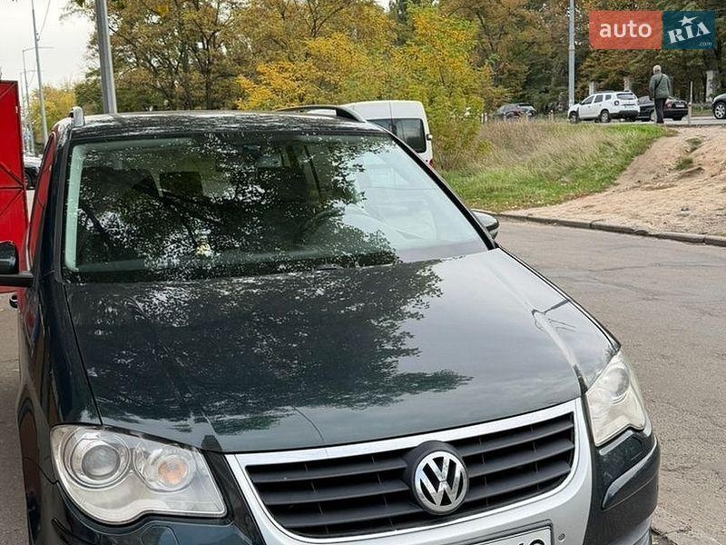 Volkswagen Touran 2010