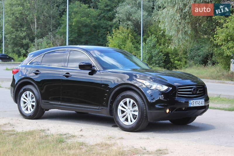 Infiniti QX70 2017
